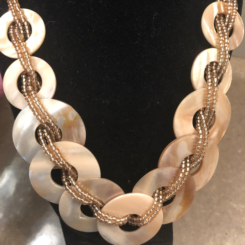 Fashion Necklace Faux Pearl Mother of Pearl